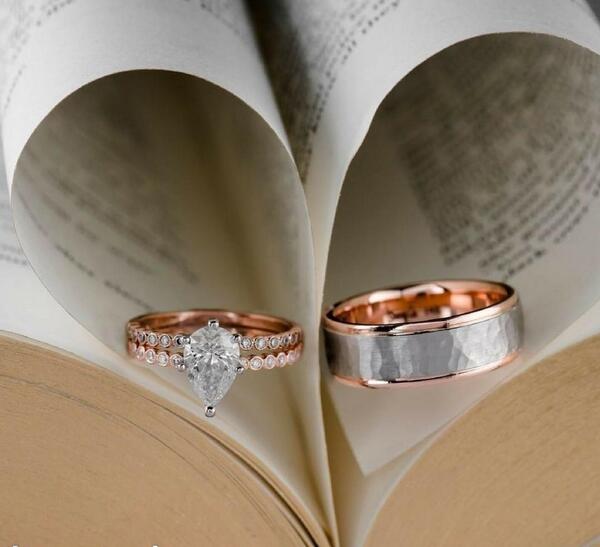 عکس حلقه در طلا فروشی