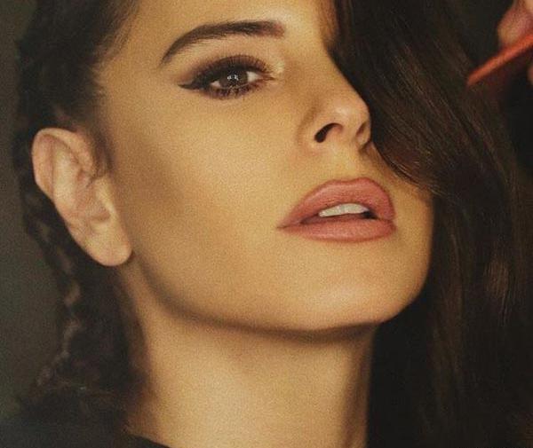 عکس خواننده ی زن ترکیه