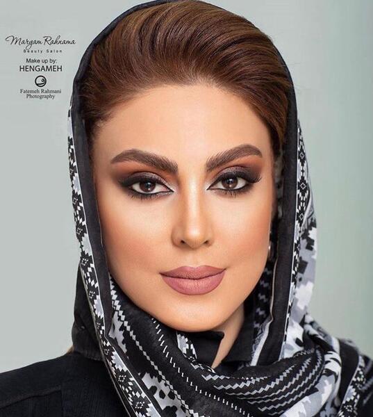 عکس زنان زیبا با آرایش غلیظ
