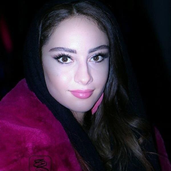 عکس زن زیبا در اینستا