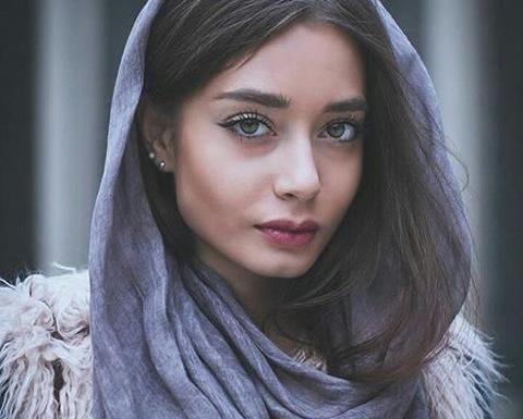عکس یک زن خیلی زیبا