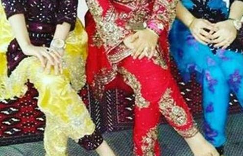 عکس دست دونفره طبیعی بلوچی