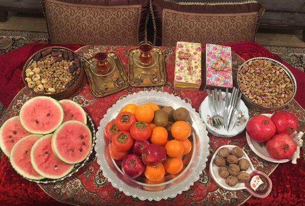 عکس شب یلدا فقیرانه
