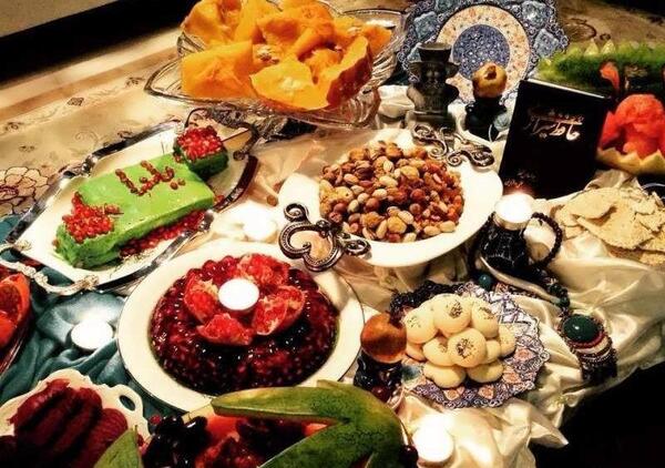عکس شب یلدا میز