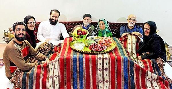 ایده عکس یلدایی در طبیعت