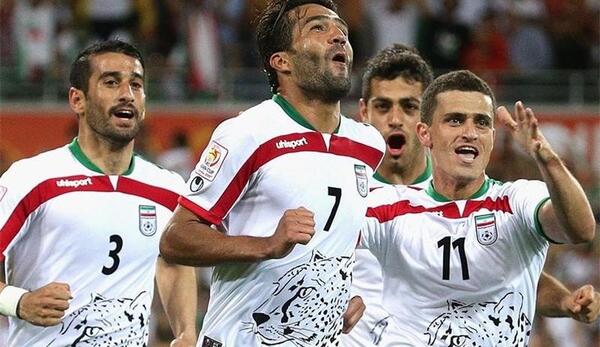 عکس پلنگ روی لباس تیم ملی