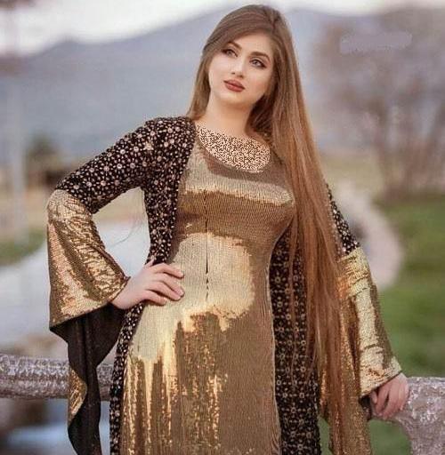 عکس زن زیبا با لباس مجلسی