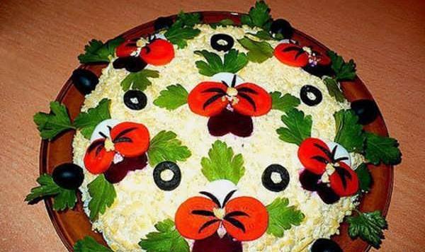 عکس ایده تزیین سالاد الویه تولد