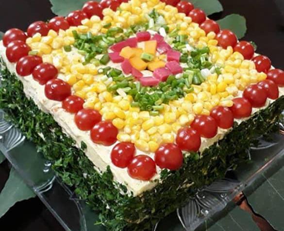 عکس ایده تزیین سالاد الویه تولد