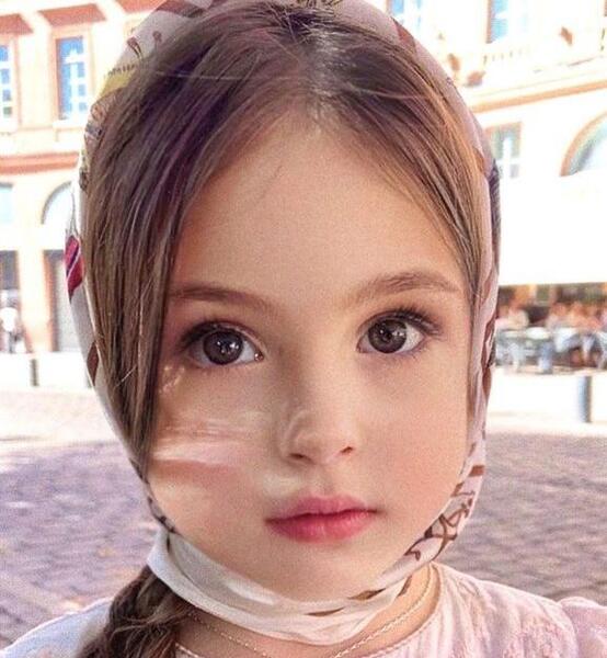 عکس دختر بچه صورت
