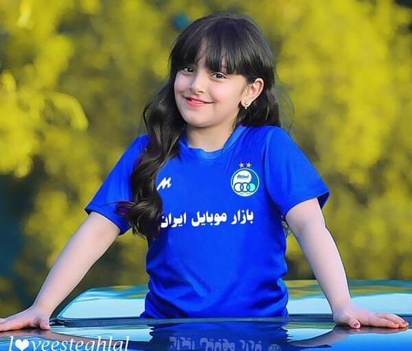 عکس دختر کوچولوی استقلالی