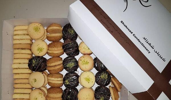 عکس شیرینی داخل جعبه