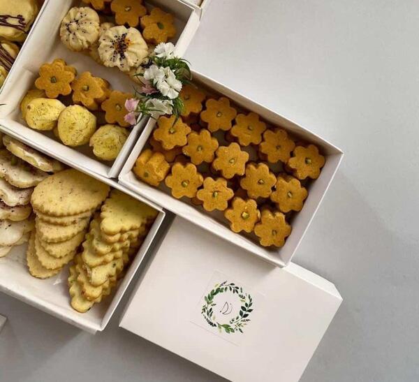 عکس شیرینی داخل جعبه