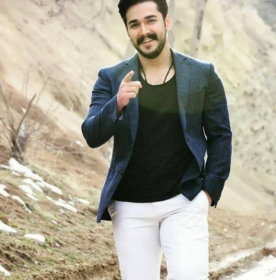 بهترین ژست برای عکس پروفایل