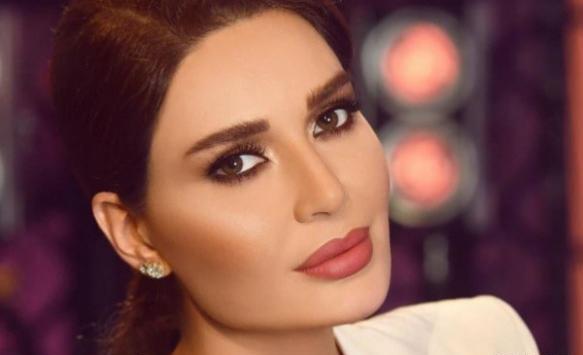 عکس خواننده زن زیبا