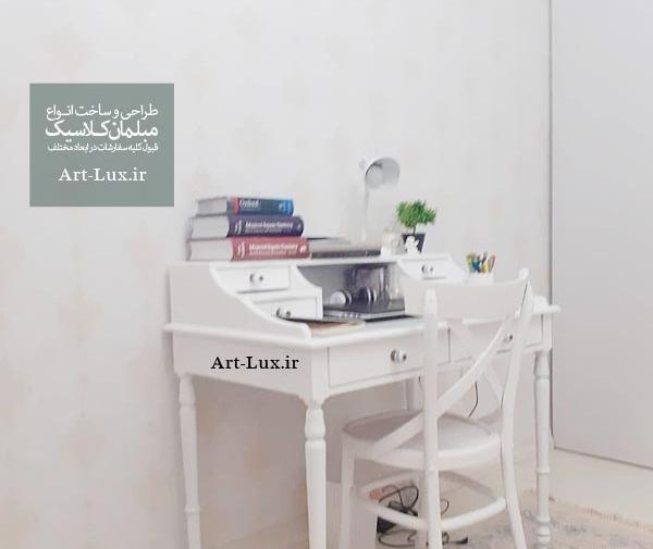 عکس میز تحریر ساده سفید