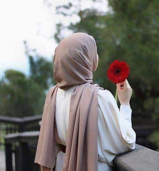عکس دختر واقعی در طبیعت برای پروفایل