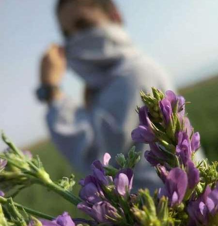 عکس دختر واقعی در طبیعت برای پروفایل