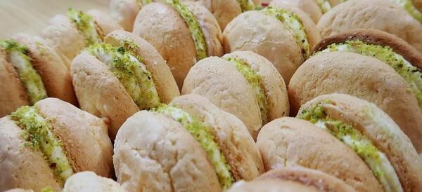 عکس شیرینی لطیفه خامه ای