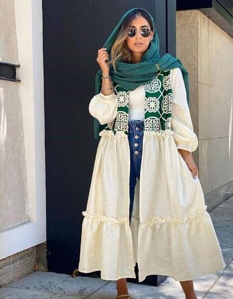عکس مدل مانتو سفید ساده