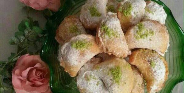 عکس شیرینی قطاب یزدی