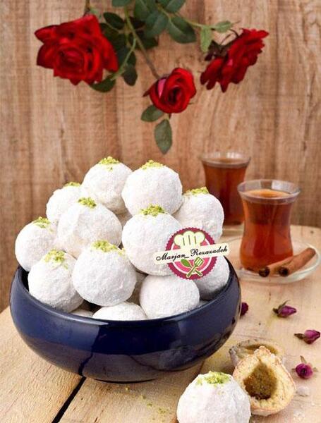عکس شیرینی قطاب یزدی