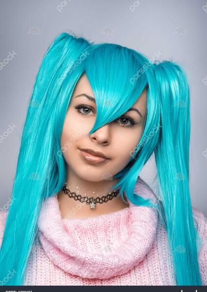 عکس دختر مو آبی برای پروفایل