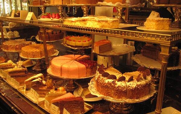 عکس شیرینی فروشی