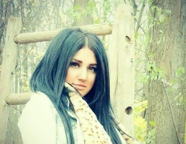 عکس خواننده زن به نام باران