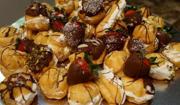 عکس شیرینی های خامه ای