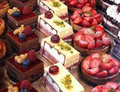 عکس شیرینی های خامه ای