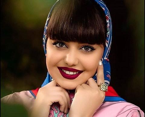 عکس دختر مو چتری