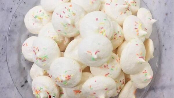 عکس طرز تهیه شیرینی پفکی