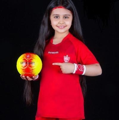 عکس دختر کوچولوی پرسپولیسی