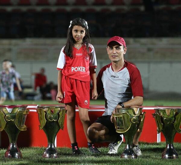 عکس دختر کوچولوی پرسپولیسی