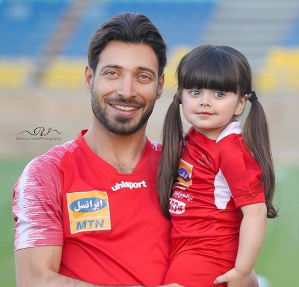 عکس دختر کوچولوی پرسپولیسی