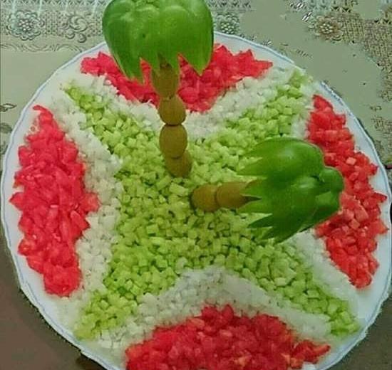 عکس ایده های زیبا برای تزیین سالاد شیرازی