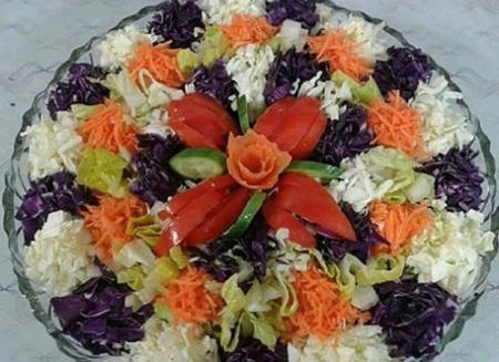 عکس ایده هایی برای تزیین سالاد فصل