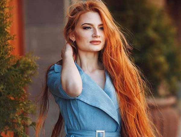 عکس دختر زیبای مو بلند