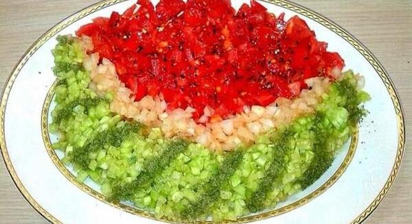عکس ایده تزیین سالاد شیرازی