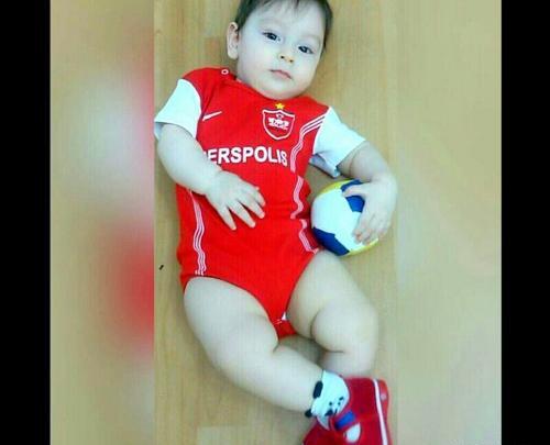 عکس دختر کوچولو پرسپولیسی