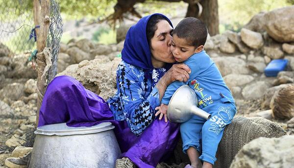 عکس دختر بچه روستایی
