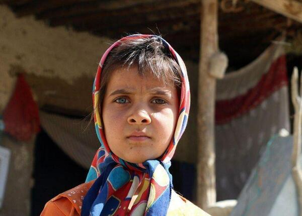 عکس دختر بچه روستایی
