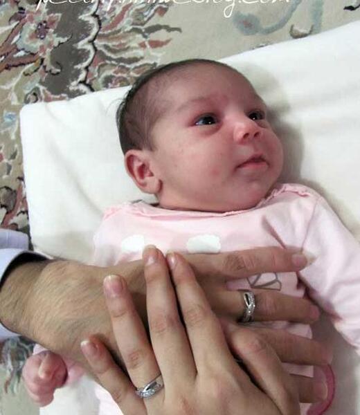 عکس سالگرد ازدواج با نی نی