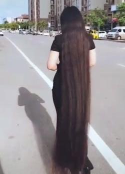 عکس دختر موهاش بلند