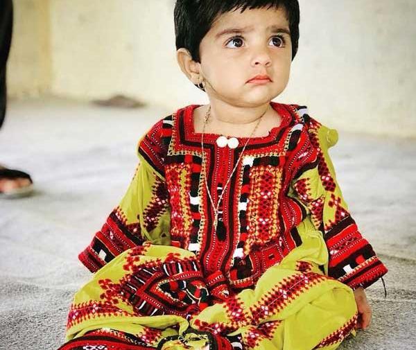 عکس دختر کوچولو بلوچ