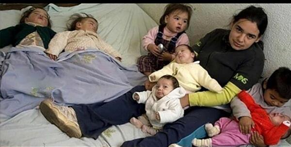عکس دختر بچه حامله