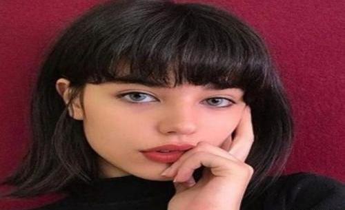 عکس دختر خوشگل مو چتری