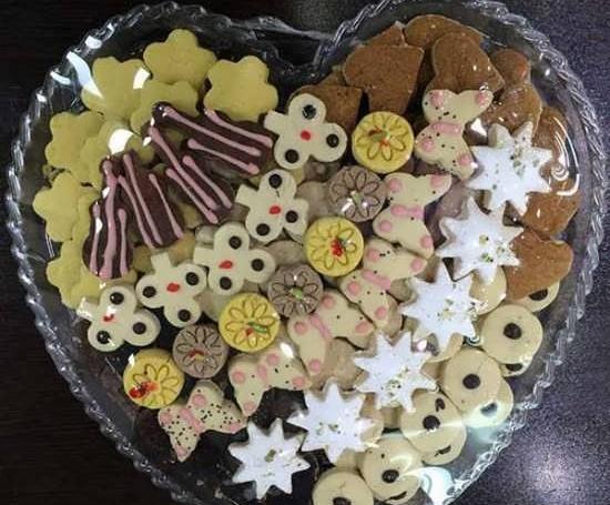 عکس شیرینی در ظرف