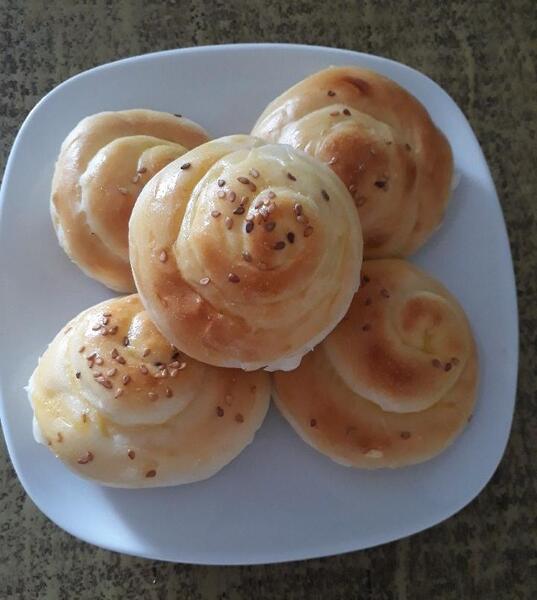 عکس شیرینی حلزونی
